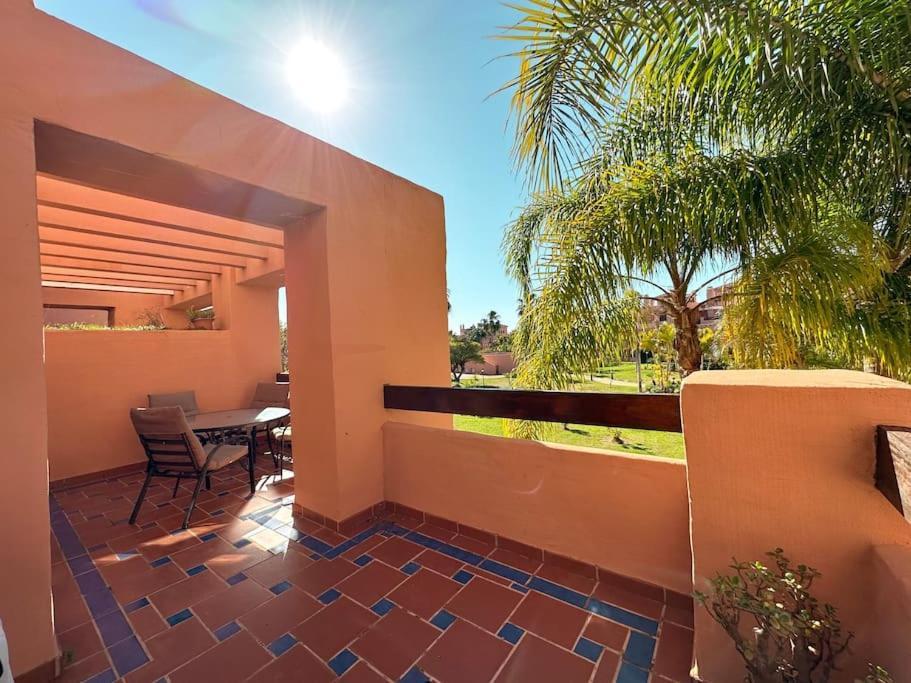 Costal Bliss Apartamento Estepona Exterior foto