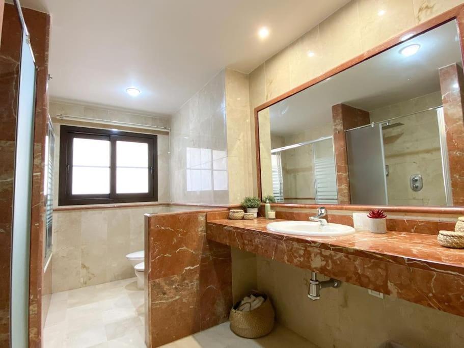 Costal Bliss Apartamento Estepona Exterior foto